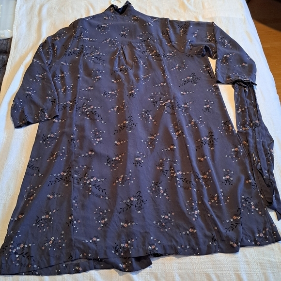 Torrid size 4 women's chiffon midi sheer jacket with matching tie belt - Picture 2 of 10